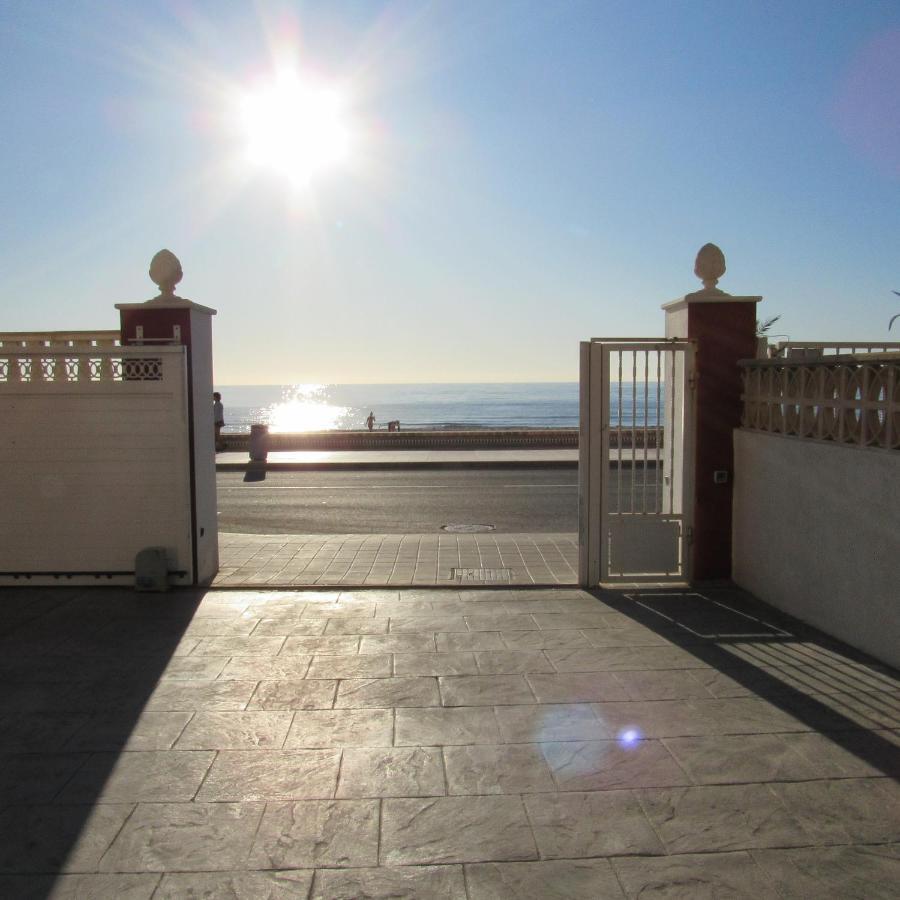 Edificio Montecarlo Playa San Juan El Campello Exterior foto